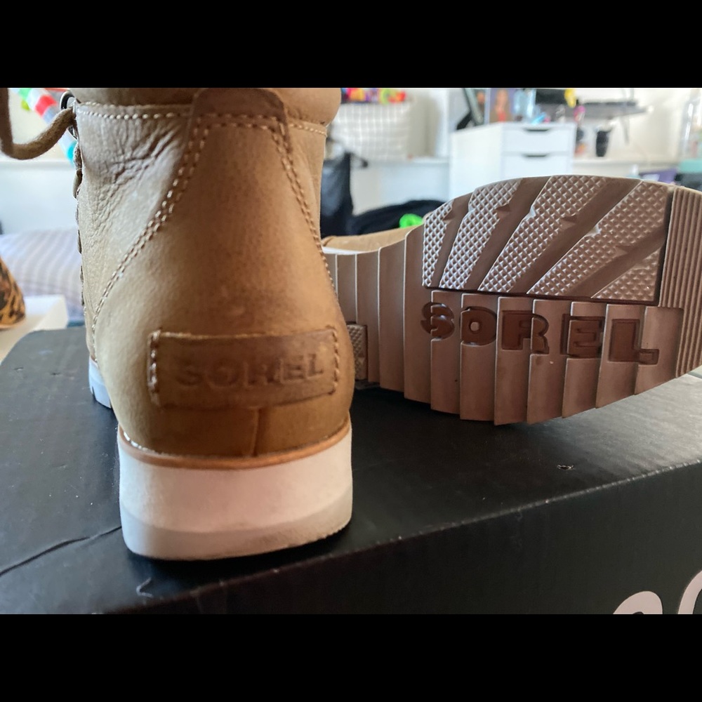 BRAND: Sorel STYLE: Harlow